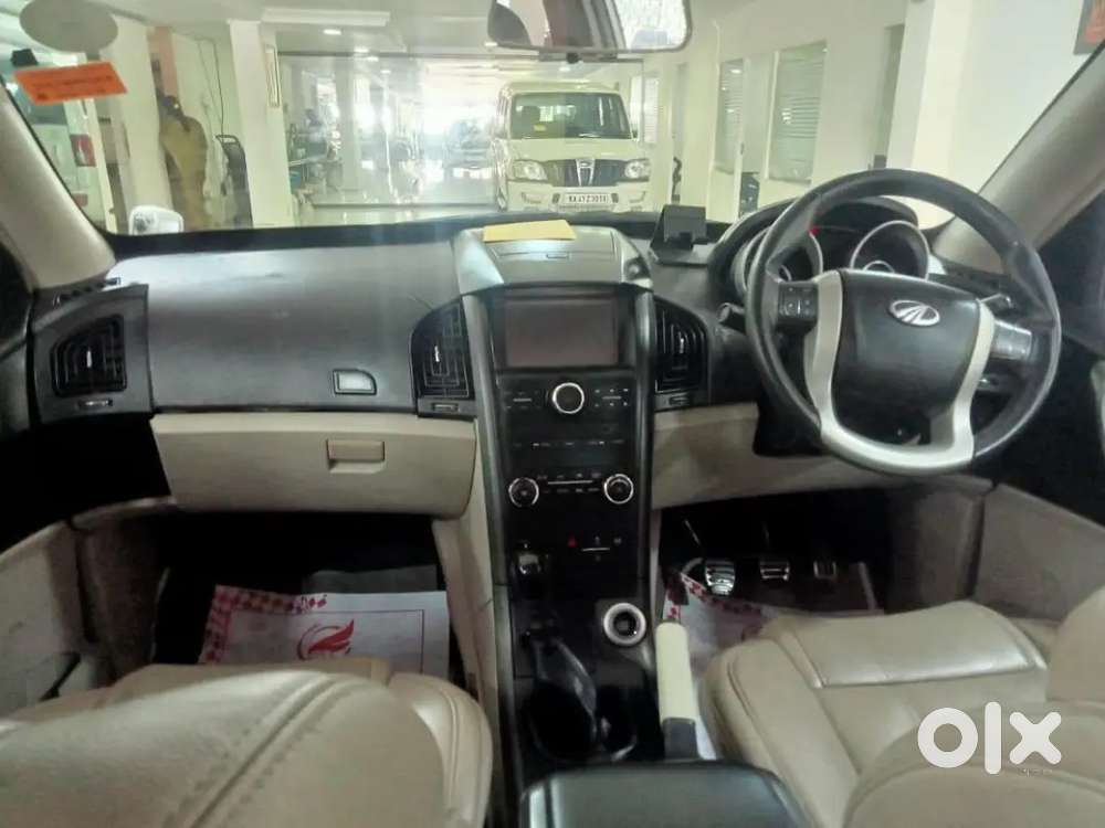 Mahindra Xuv500 2015 Diesel 89500 Km Driven