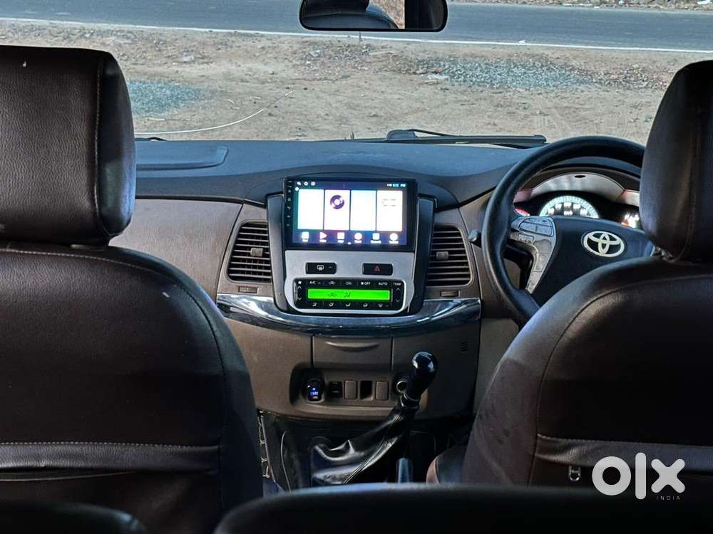 Toyota Innova 2015 Diesel Well Maintained