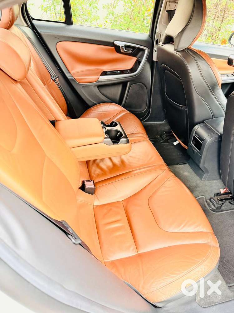 Volvo S60 D5 Inscription, 2016, Diesel