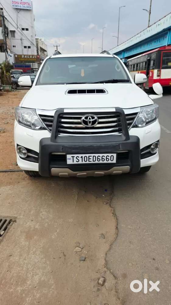 Toyota Fortuner 3.0 4x4 Manual, 2015, Diesel