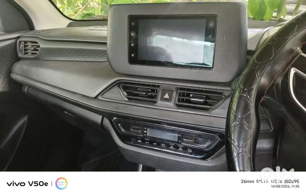 Maruti Suzuki Swift 2024 Car
