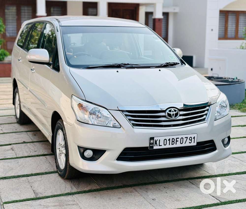 Toyota Innova 2.5 Vx 7 Str Bs-iii, 2012, Diesel