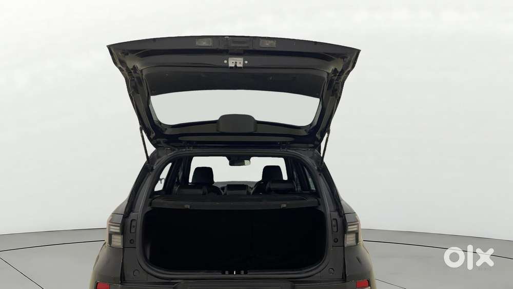 Hyundai Venue S (o) 1.2 Petrol Knight Edition, 2024, Petrol