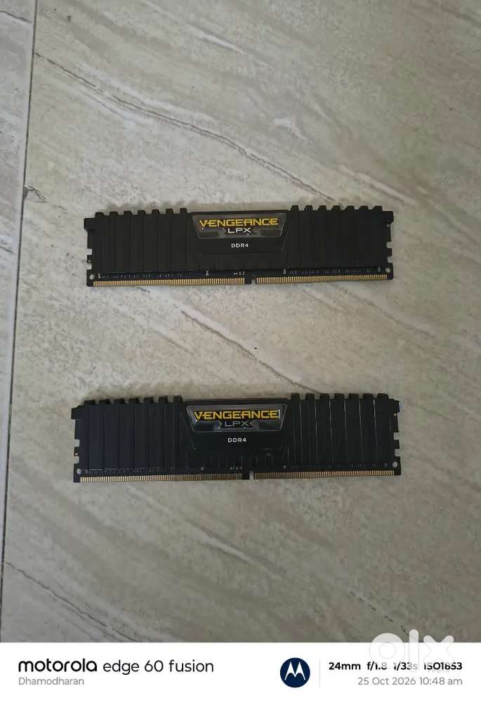 Corsair Vengeance 2 x 16GB DDR4 RAM