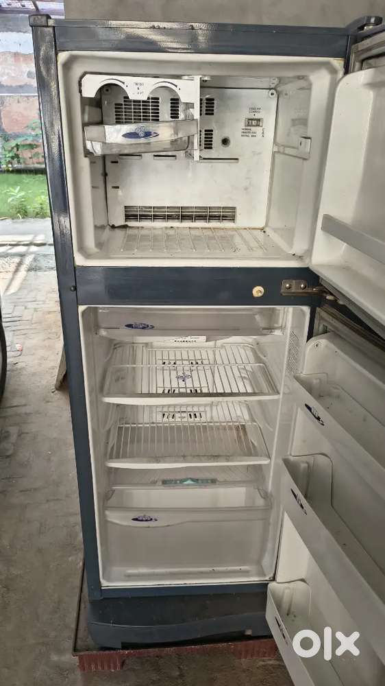 220 litre Godrej company fridge