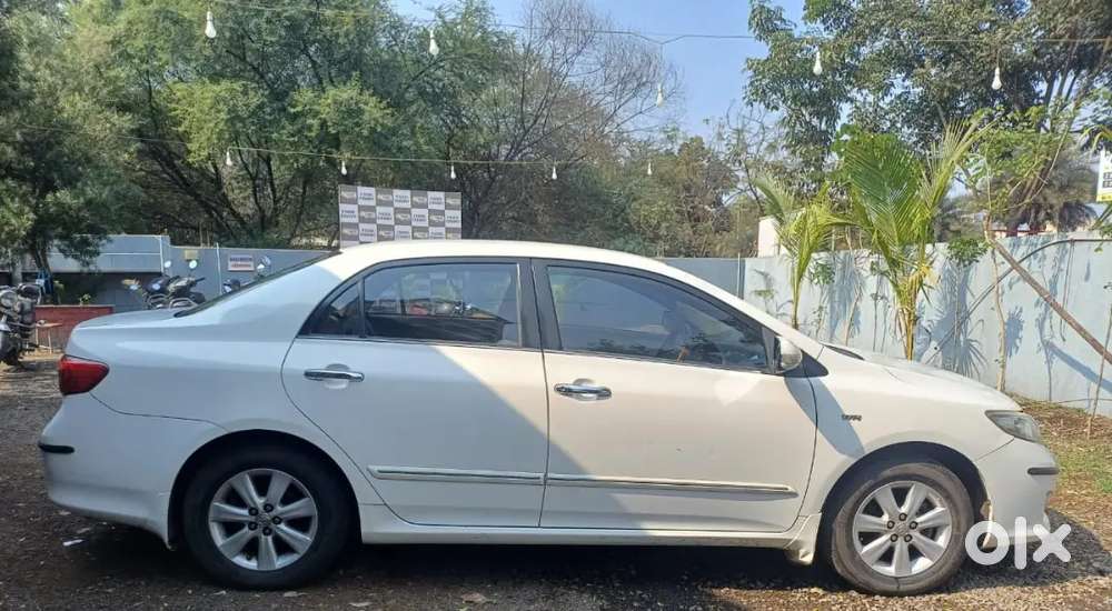 Toyota Corolla Altis 2011. Genuinely Mint Car. Just Take Ans Ride
