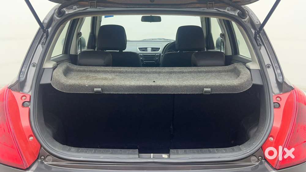 Maruti Suzuki Swift Vvt Vxi, 2016, Petrol