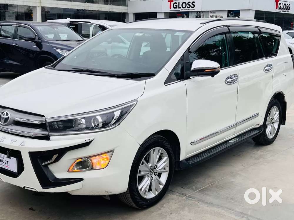 Toyota Innova Crysta 2.8 Zx At 7 Seater, 2018, Diesel
