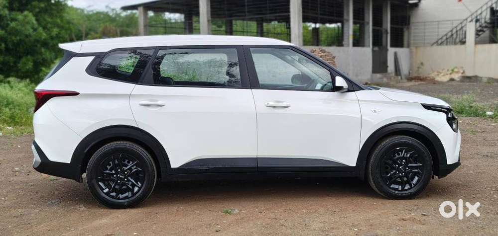 Kia Carens 1.5 Premium Diesel 7 Str Imt, 2022, Diesel
