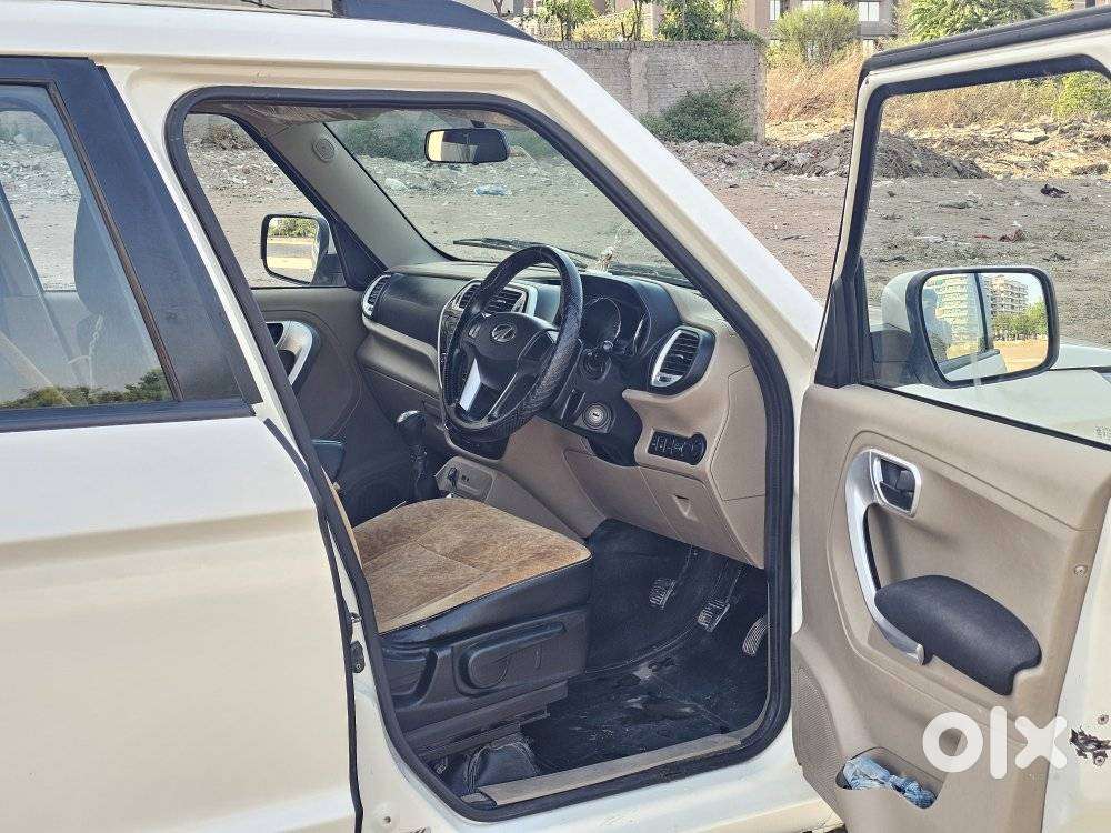 Mahindra Tuv 300 T10, 2019, Diesel