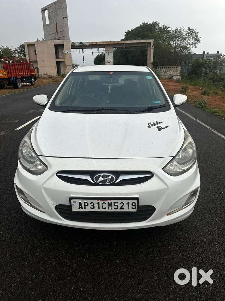 Hyundai Fludic Verna Diesel Manual 2014