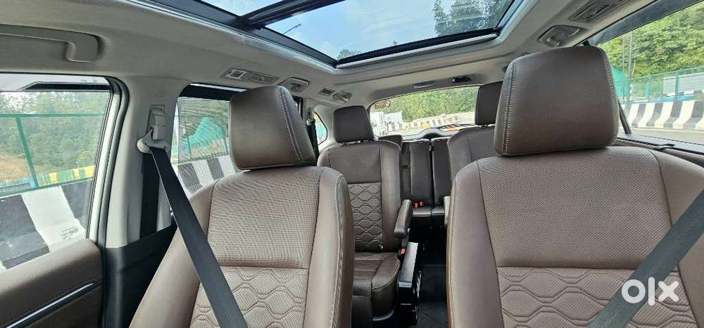 Toyota Innova Hycross 2.0 Zx (o) Hybrid 7 Str, 2024, Petrol