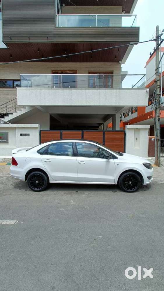Skoda Rapid 1.6 Mpi At Elegance, 2014, Petrol