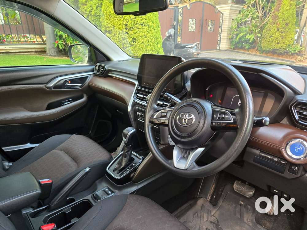 Toyota Urban Cruiser Hyryder 1.5 G Hybrid, 2023, Cng & Hybrids