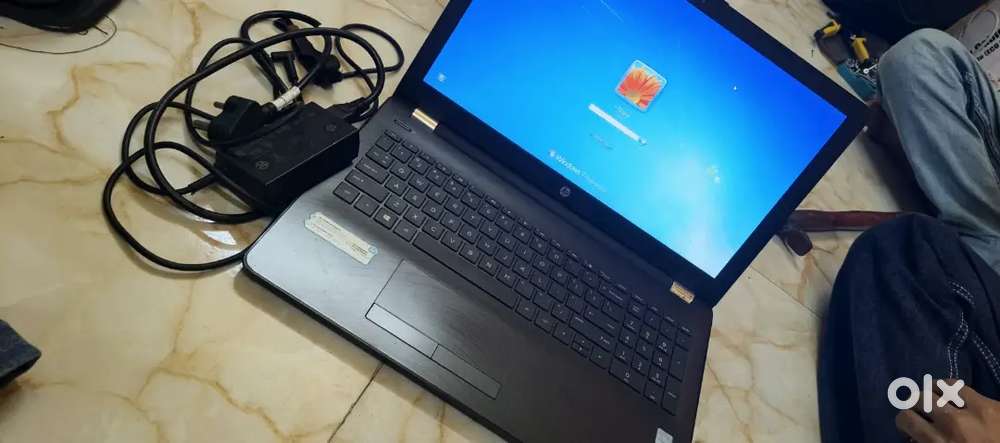 HP Intel Core i3