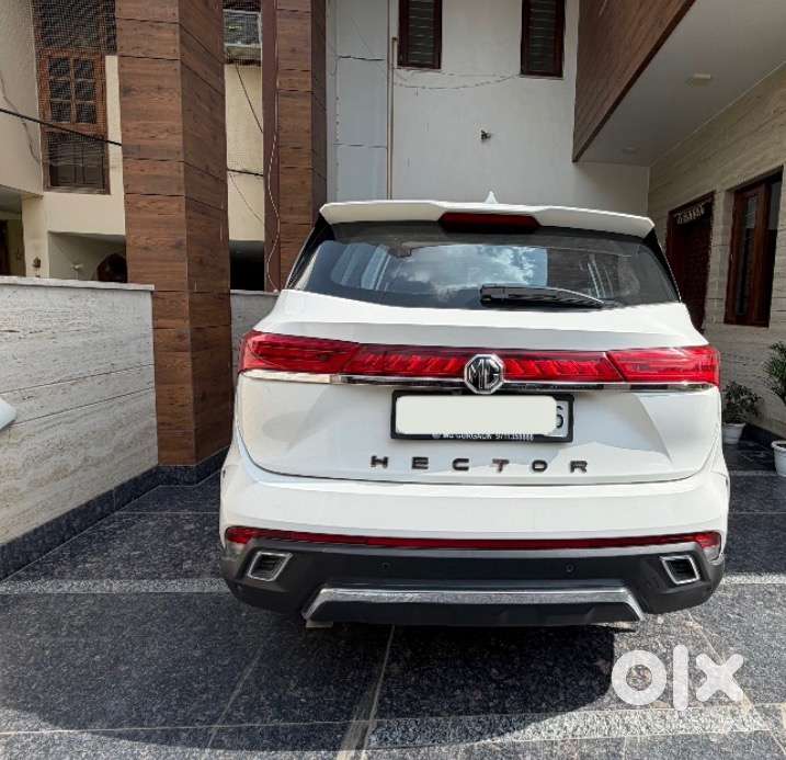 Mg Hector Petrol 2023