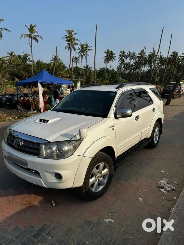 Toyota Fortuner  3.0 4wd Mt