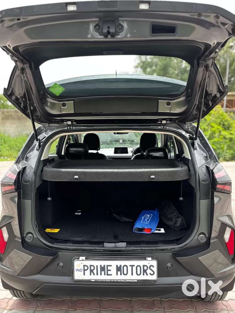 Tata Nexon, 2025, Petrol