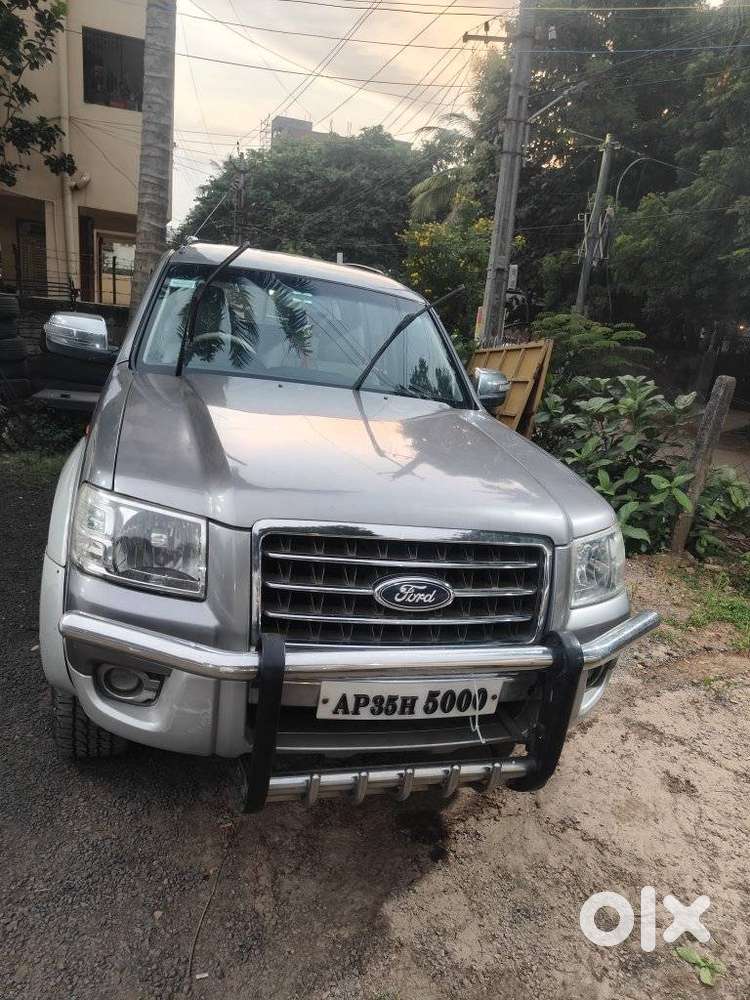 Ford Endeavour 3.2 Titanium At 4x4, 2009, Diesel