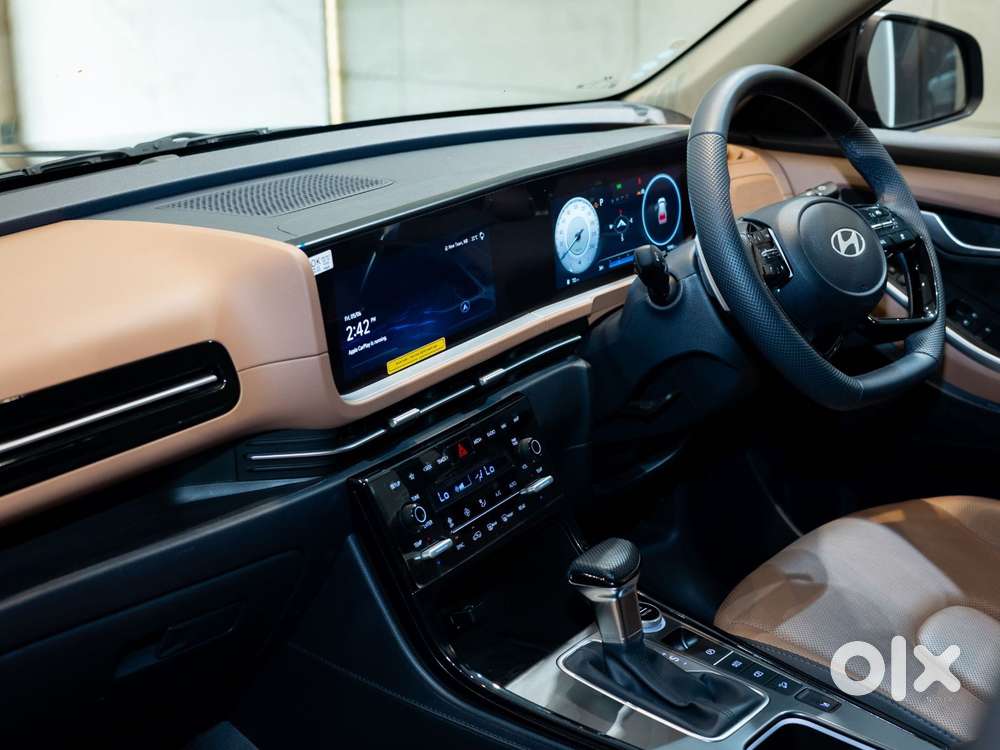 Hyundai Alcazar Signature 1.5 Petrol Dct 6str, 2025, Petrol