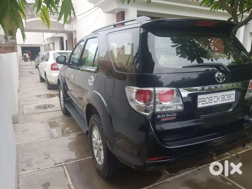 Toyota Fortuner 2013 Diesel Well Maintained