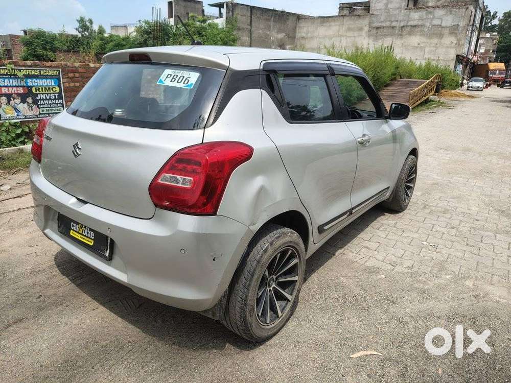 Maruti Suzuki Swift Vxi Optional, 2023, Petrol