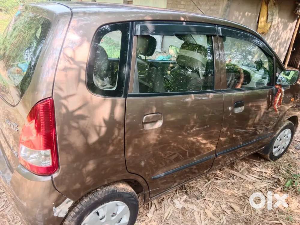 Maruti Suzuki Zen Estilo 2012
