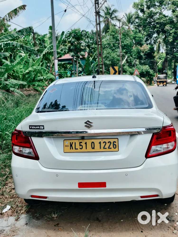Maruti Suzuki Dzire 2024 Cng & Hybrids 120000 Km Driven
