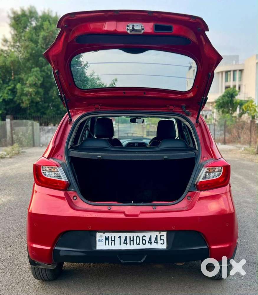 Tata Tiago 1.2 Revotron Xza, 2019, Petrol