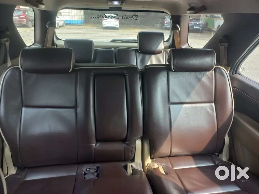 Toyota Fortuner 2015 Diesel 178000 Km Driven