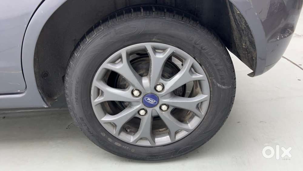 Ford Figo 1.2 Duratec Petrol Titanium, 2015, Petrol