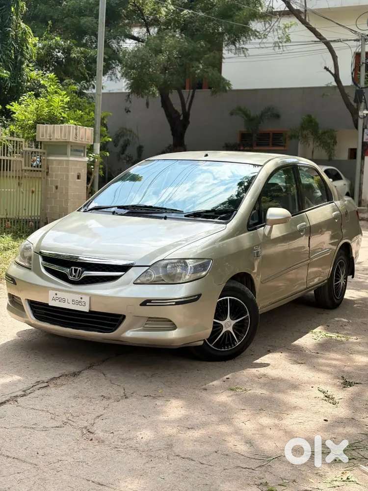 Honda City Zx 2006 Petrol Well Maintained