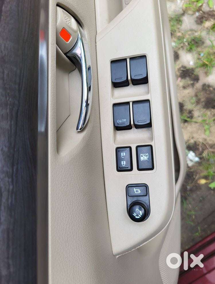 Maruti Suzuki Ertiga Zxi Plus Shvs, 2022, Petrol
