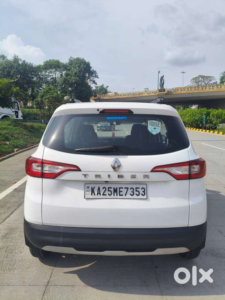 Renault Triber Rxt, 2025, Petrol