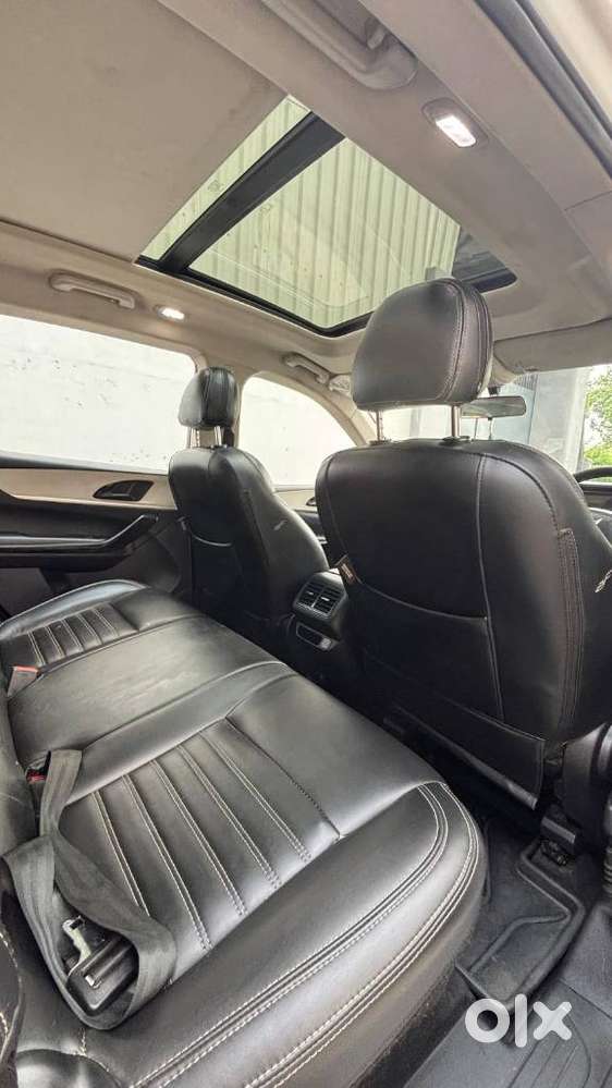 Mahindra Xuv700, 2023, Diesel