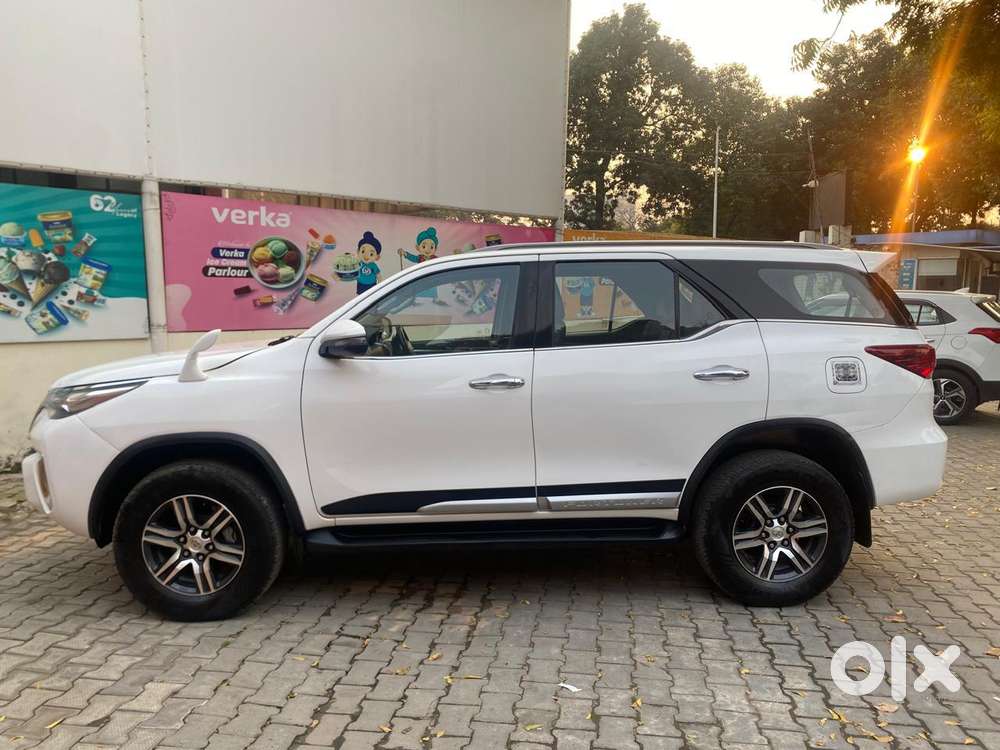 Toyota Fortuner 3.0 4x2 Automatic, 2019, Diesel