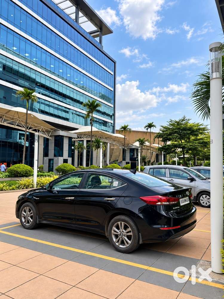 Hyundai New Elantra Sx (o) At 1st Owner Doctor Owned