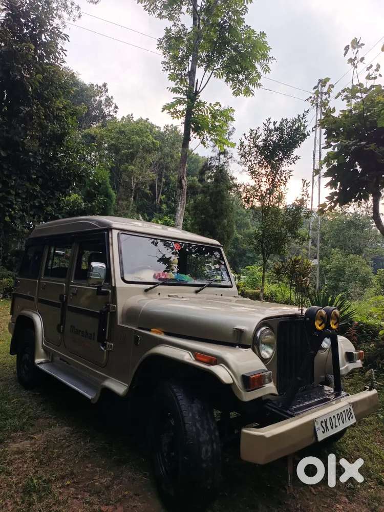 Mahindra Marshal Dx Royale 2002
