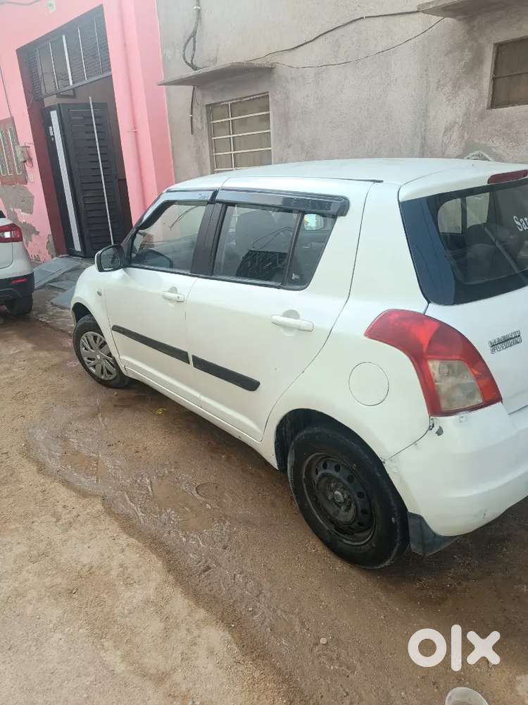 Maruti Suzuki Swift 2011