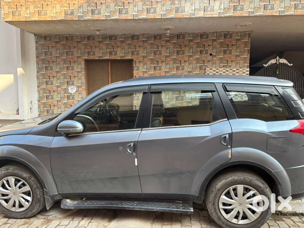 Mahindra Xuv500 2015 Diesel Well Maintained
