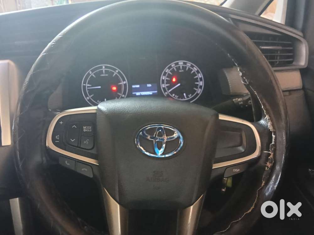 Toyota Innova Crysta 2.4 G Mt, 2022, Diesel