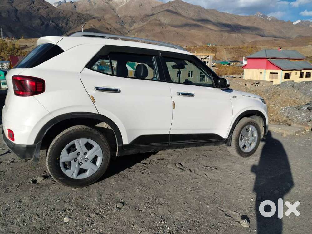 Hyundai Venue 1.2 S 2021 Petrol