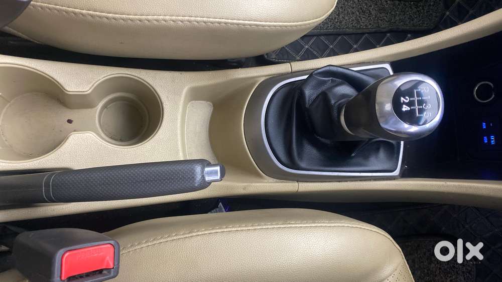 Hyundai Verna [2015-2018] Fluidic 4s 1.6 Vtvt Sx, 2016, Petrol