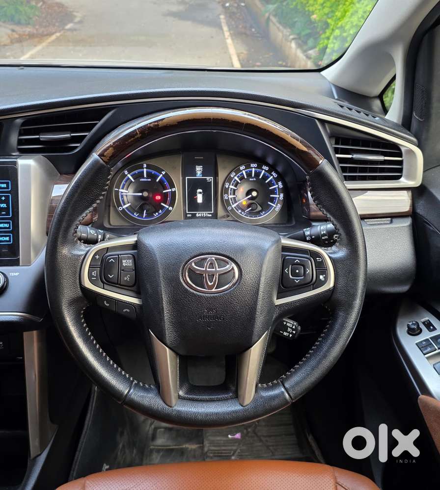 Toyota Innova Crysta 2.8 Gx Automatic 8 Str, 2019, Petrol