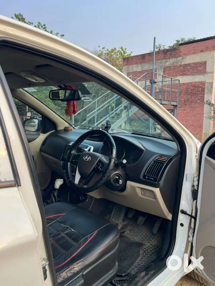 Hyundai I20 Sportz 2013