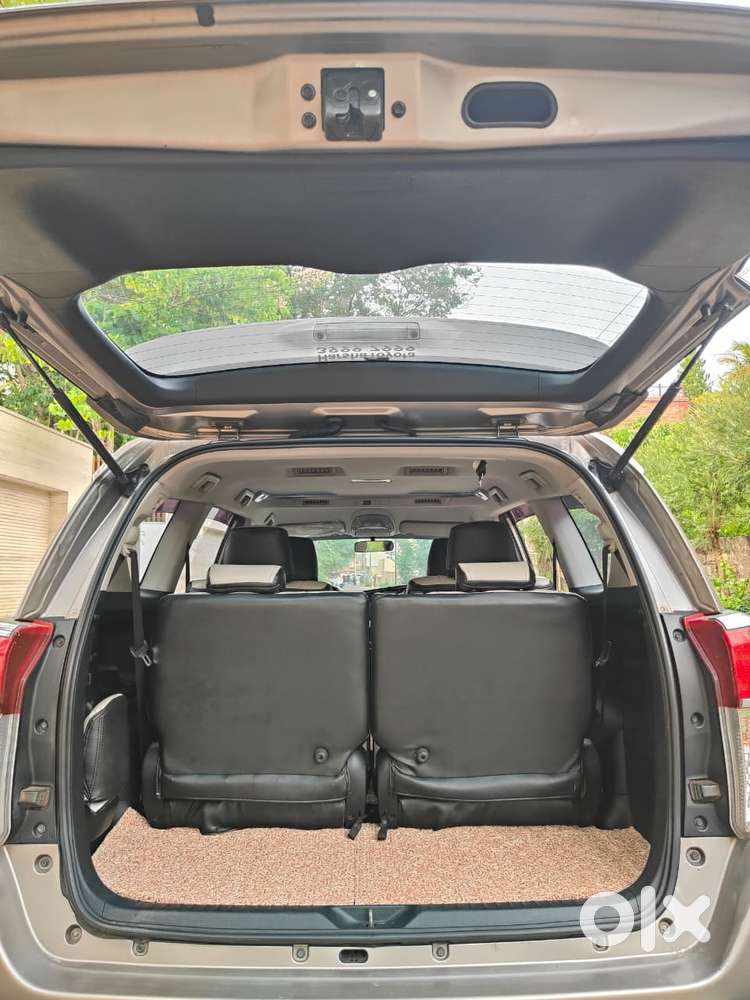 Toyota Innova Crysta 2.4 V, 2017, Diesel