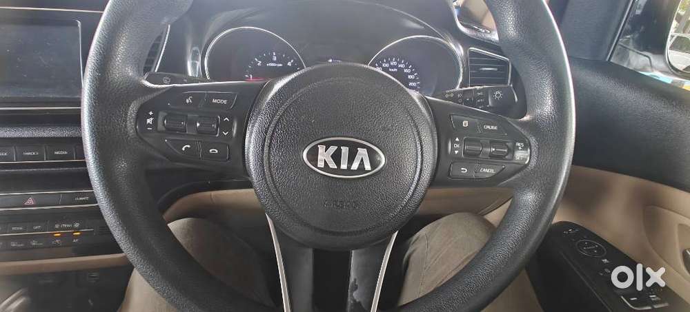 Kia Carnival Prestige, 2021, Diesel