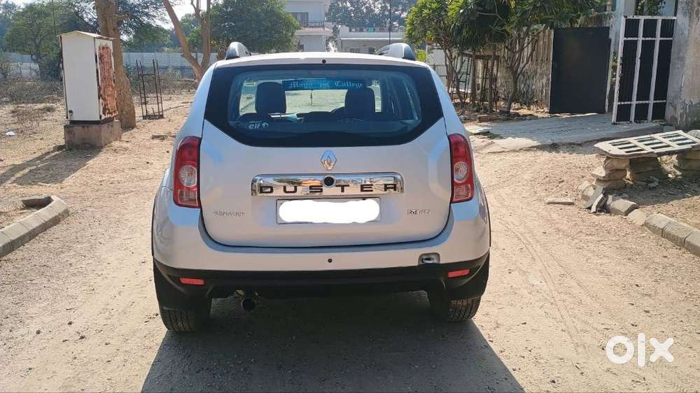 Reliable Explorer: 2013 Renault Duster 85 Ps (silver)