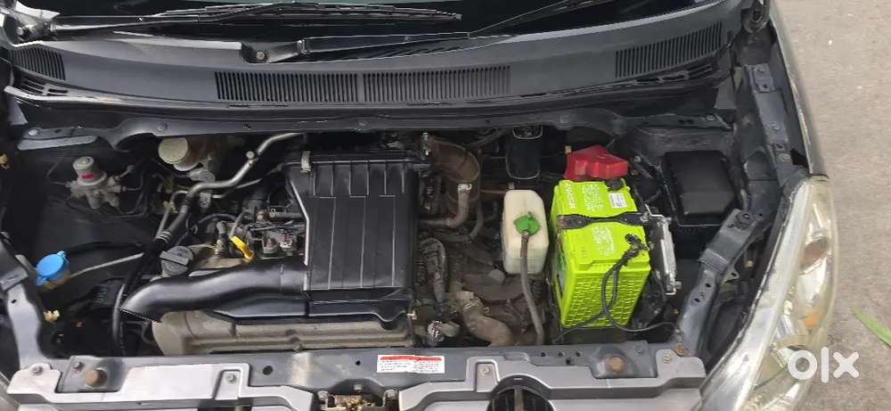 Maruti Suzuki Ritz Vxi Petrol 2012
