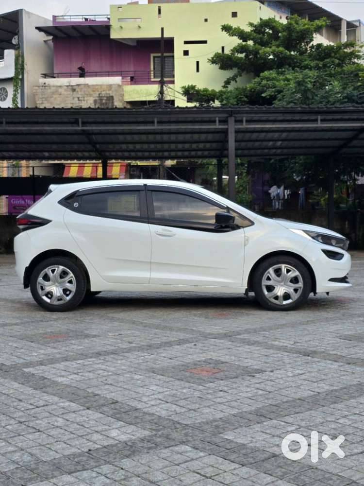 Tata Altroz 1.5 Xm Plus Diesel, 2023, Diesel